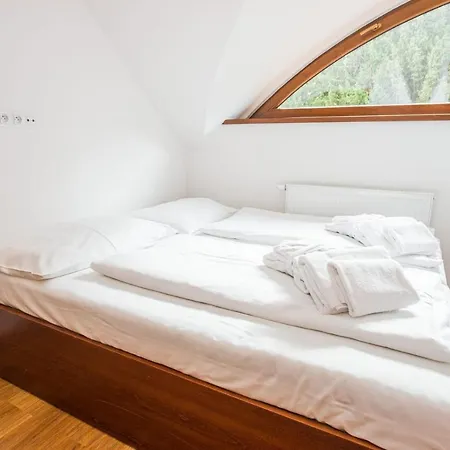Apartman V Loucne Pod Klinovcem, Primo U Sjezdovky Апартаменты