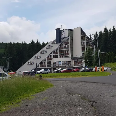 Apartman V Loucne Pod Klinovcem, Primo U Sjezdovky